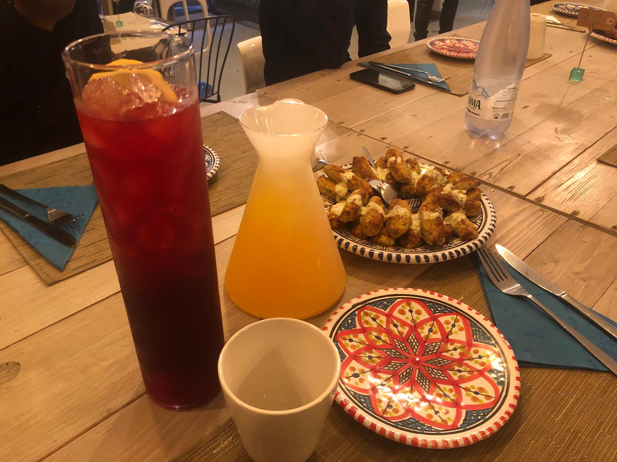 opinnoitaly's tweet photo. Grazie ad Hamed per averci ospitati e per aver raccontato la storia del suo #ristorante, in cui il cibo, attraverso i sapori, veicola storie di uomini, popoli e di #imprenditorialità! #OrientExperience #Startup
#Upshift #Catania @jaItalia @UNICEF_Italia @UNICEF @my_grants https://t.co/LXkwvNo4ik