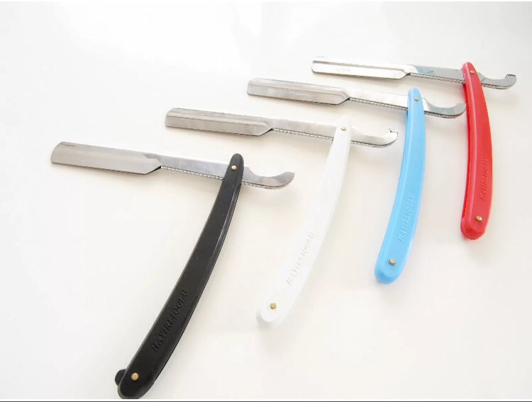 OmApsara's tweet photo. Hayirlioglu razors in 4 colours and all with free postage!
.
#razorblades #straightrazors #laban #Shavingbrush #shaving #wetshaving #shave https://t.co/TuCFS0TadV