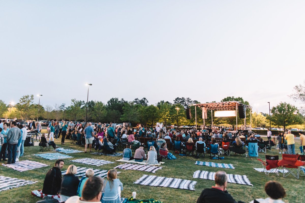 NorthPoint's tweet photo. Throwback to Easter 2017 on the lawn ☀️ We are doing a 7am sunrise service this Sunday. Who’s coming??! 🙋🏻‍♀️
.
We have so much in store for this weekend! We can't wait for you to experience Easter with North Point this year 💛 https://t.co/9M9HbR4NyW