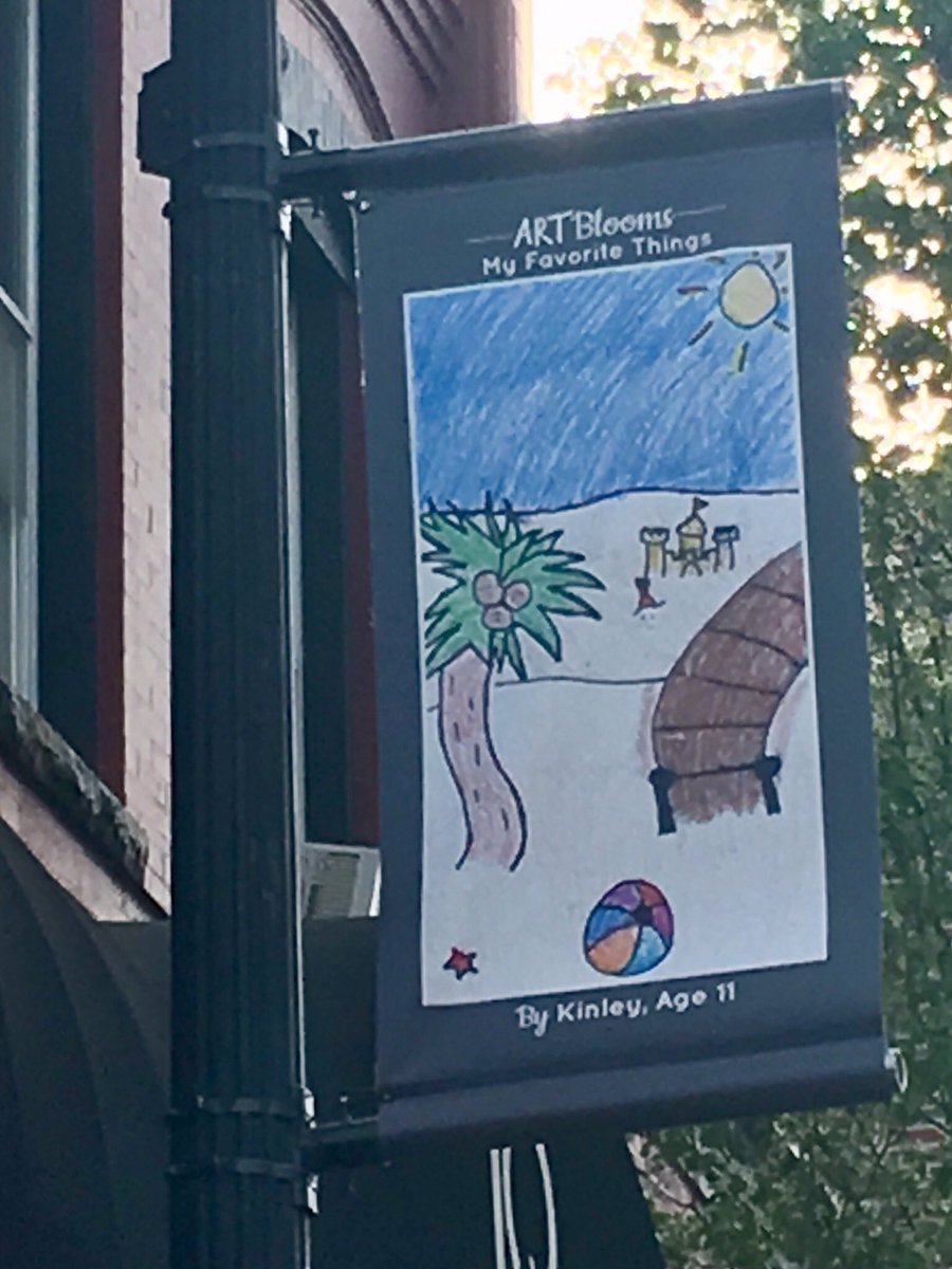 Sunrod47's tweet photo. More Art Blooms banner contest winners @Knights_Lincoln https://t.co/Rhle0FBlLp