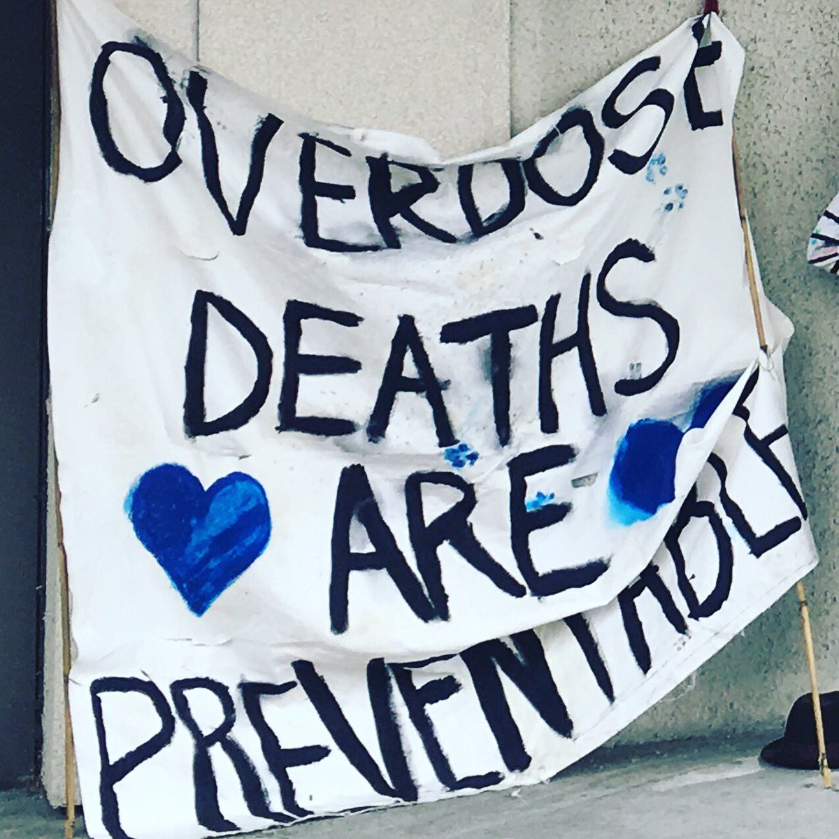 I stand with the many people across this country who are calling for a #SafeSupply of drugs. This is a public health emergency and it’s time we treat it like one. Over 10,000 lives have been tragically lost. We know the answer. #NotOneMoreDeath #Decriminalize   #EndStigma
