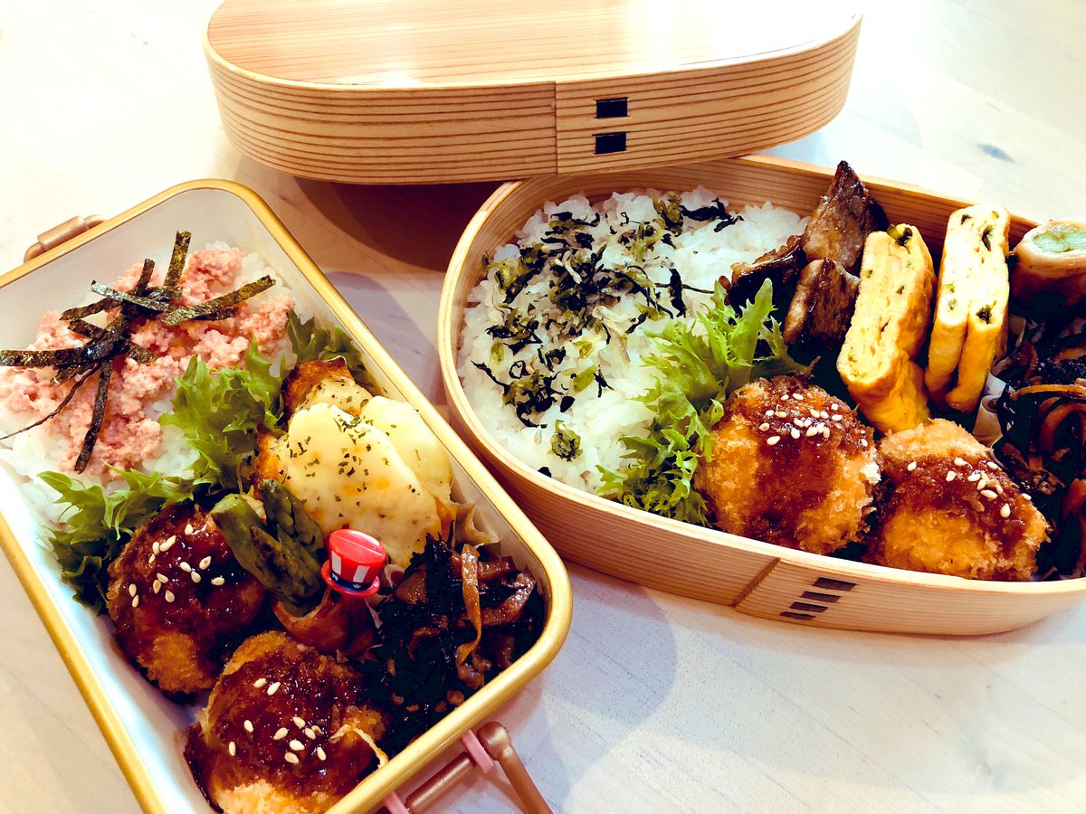 schr718's tweet photo. 天気のいいスタートの朝
今日は午後も仕事なので自分弁当と娘弁当…
といいたいトコですが従姉妹弁当。
春からオシャレな美容室で働くこの娘は私似で家族の一員(*ơᴗơ) https://t.co/7sah7dZyfU