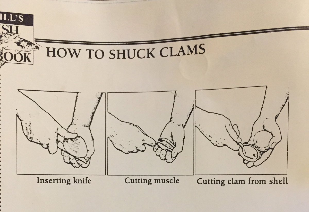 Alanapepper's tweet image. This is why I’m willing to pay for $3 clams on the half shell #LongIsland #rawbar #idontshucknoclams