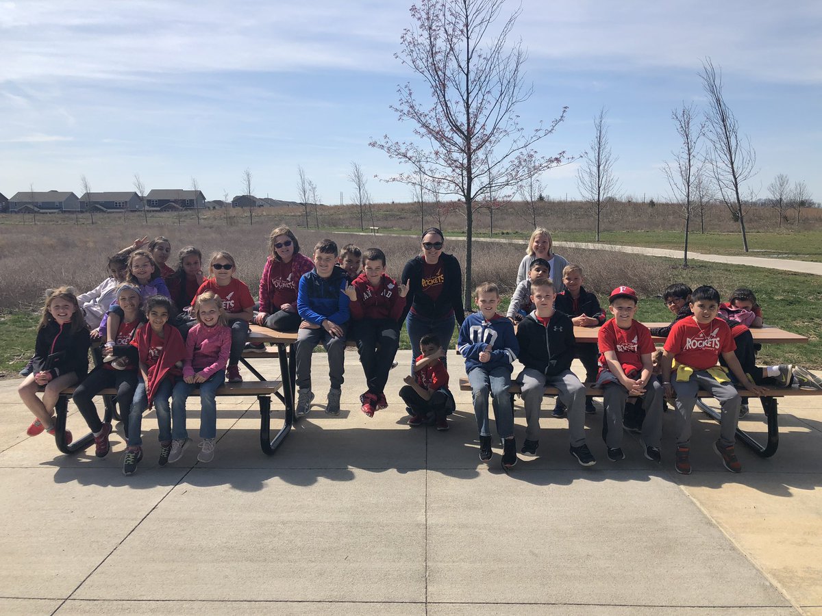 Sometimes it’s just great to get out in the sunshine and work together!! Soft skills are just as important as the standards we teach and our Ss put in the collaboration, problem solving, and mindfulness work at Flat Fork Creek today 👊🏻 #WeAreHRE <a href="/HRErockets/">Hoosier Road Elem</a> <a href="/jarattler/">Jrattler</a>