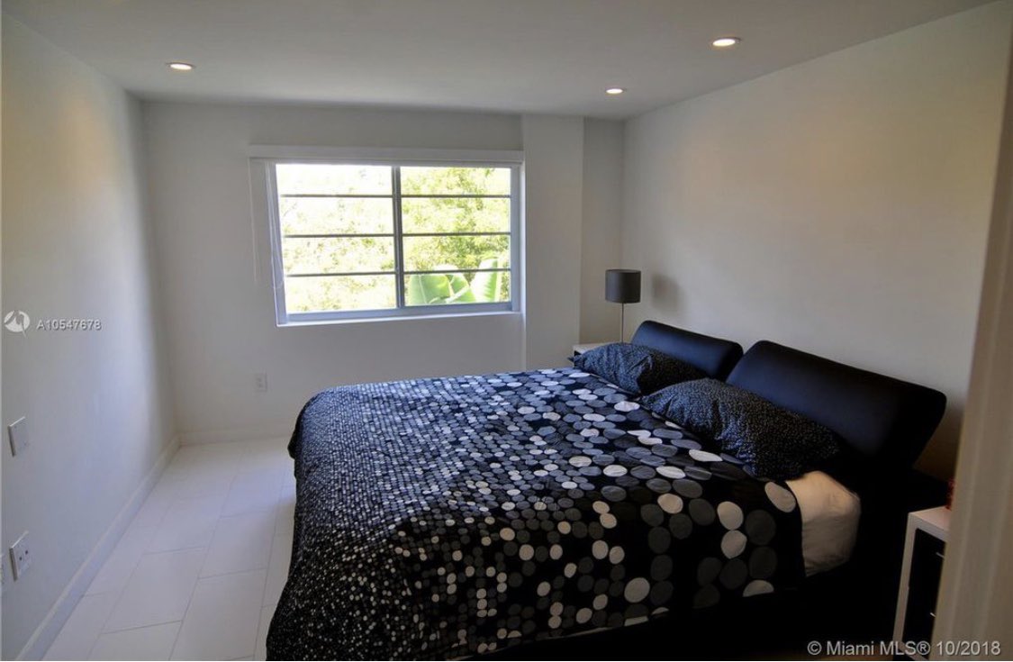 305Realty's tweet photo. Listing Alert 🔥

301 Michigan Ave Apt 301,
-1 Bedroom#l
-1 Bathroom
-700 sq ft. 

Contact us for showings/inquiries. 
(305) 244-0002

#Miami #SouthBeach #RealEstate #MiamiBeach https://t.co/c2aK5ihCGr