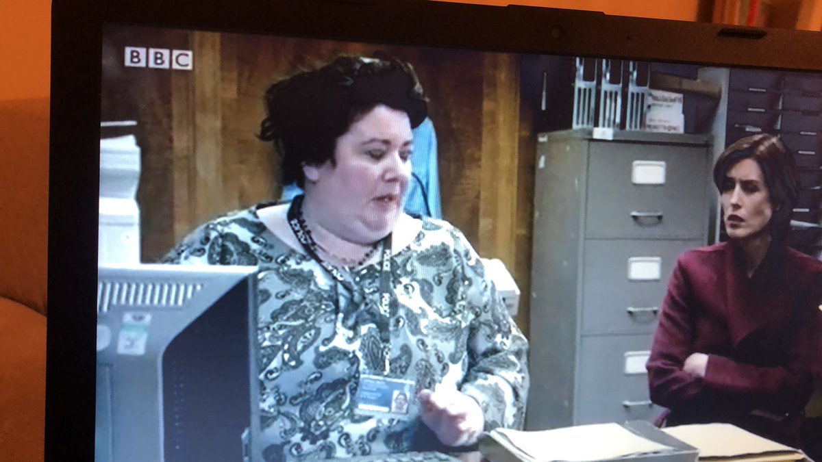 1983whattsup's tweet photo. #appletreehouse #kids #flo #lineofduty #wtf #weird https://t.co/Qbe2gxqGeR