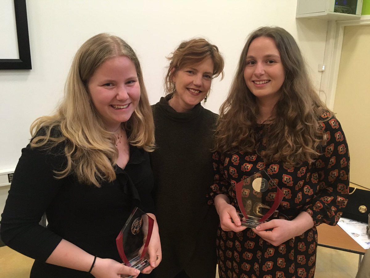 Beste prpfielwerstuk van het Gooi (havo, maatschappijprofielen): Quirine en Willemijn Olland, met: ‘De eeuw van onze opa’. Begeleider: Corinne Schaafsma