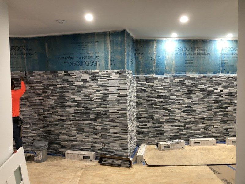 usbrickandblock's tweet photo. New marble driveway and interior stone veneer job in Hollywood, Florida. Old driveway picture at the end. U.S. Brick &amp; Block is a full service hardscape contractor serving all of S. Florida. Inside &amp; Out we have you covered (with stone) #hardscape #stonework #stoneveneer #marble https://t.co/3m1H8aXCah