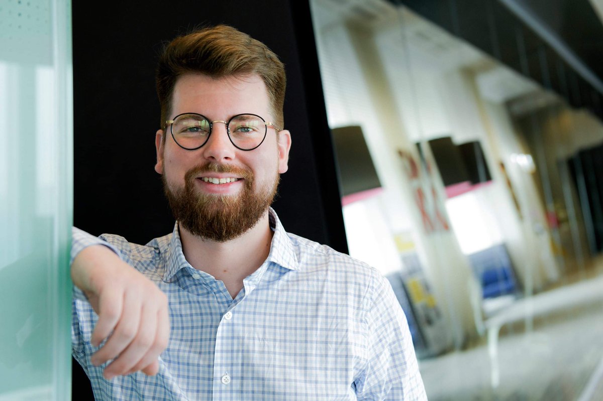 🏆Porté par l’ambition de devenir l’ambassadeur de la mobilité, Thibault a été le Coup de Coeur du Jury en démontrant sa maîtrise du secteur des appartements vacants ainsi que la stratégie collaborative de <a href="/smart_renting/">Smartrenting</a> sur le sujet ! #PrixMoovjee2019 #BuildYourWorld