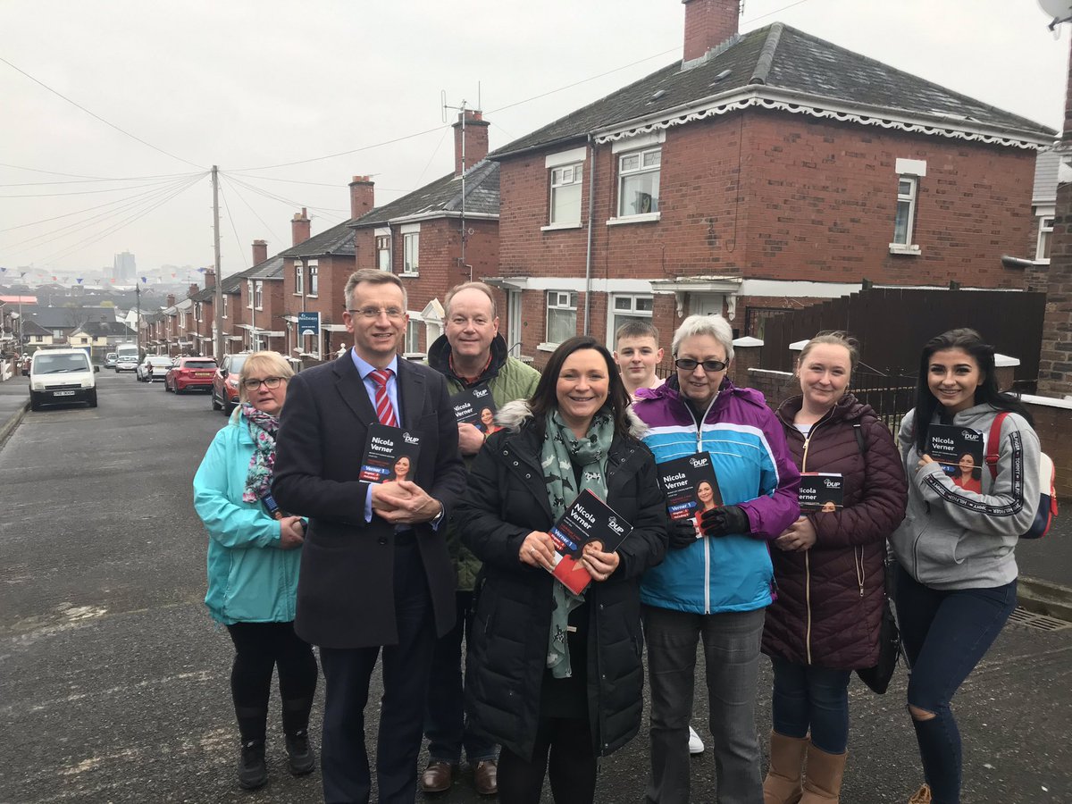 BrianKingston's tweet photo. A great response canvassing for Nicola Verner in Ainsworth side of Woodvale this eve #TeamDUP #DUP123 @WmHumphreyDUP @nicolaverner1 @NorthBelfastDUP https://t.co/fhBBw2fmK2