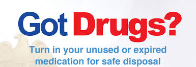 PlaistowPolice's tweet photo. National drug take back day is scheduled for Saturday April 27th from 10 am until 2 pm at the police department  lobby, 27 Elm St.  Please no sharps or liquids.  Reminder, we have a drug collection box in the lobby available 24 hours a day for your convenience.  Thank you. https://t.co/kQpizfVILb