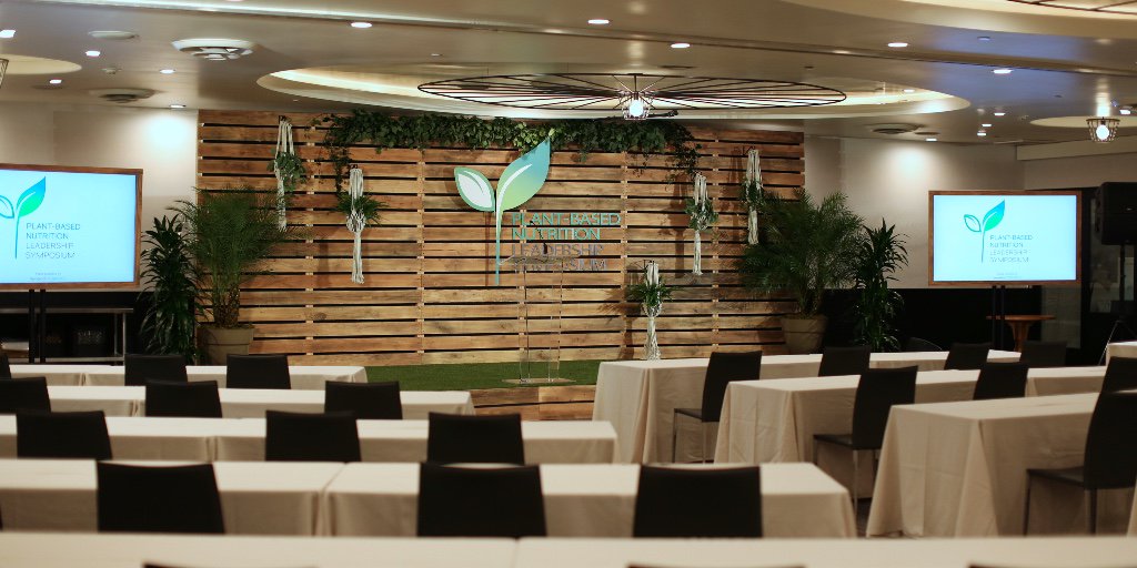LegionAVS's tweet photo. Looking to make your stage pop? We offer scenic design as part of our services and build almost everything for our stages in-house. 

Whether you're looking for a wooden backdrop like this, or a metal banner frame, we got you covered!

#stagedesign #woodworking #eventproduction https://t.co/0rKFRUsbjv