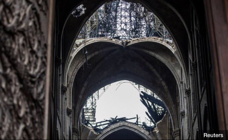 TimothyByatt's tweet photo. @JonathanFoyle More recent photo taken in daylight seem to unfortunately indicate that the vault immediately above the crossing (situated beneath the spire) may have subsequently collapsed in the period between the two photographs being taken. https://t.co/jPDJuBAqxU