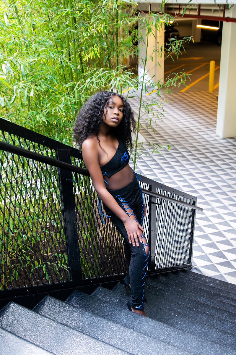 mavanikw's tweet photo. First shots Genesis Level  &amp; it was #straightfire ❤️👏🏾👏🏾

Genesislevel FreshFace🉐  
Modeling Rep 👥: @thegenesislevel 
Website📍: https://t.co/7UiyJwU33O
Designer: @blaqsheepcollection
Photographer📸: @Jeallday
MUA: @tiffydamua
#Genesislevelfreshface #Genesislevelmodel #model https://t.co/SoqpH6mcQj