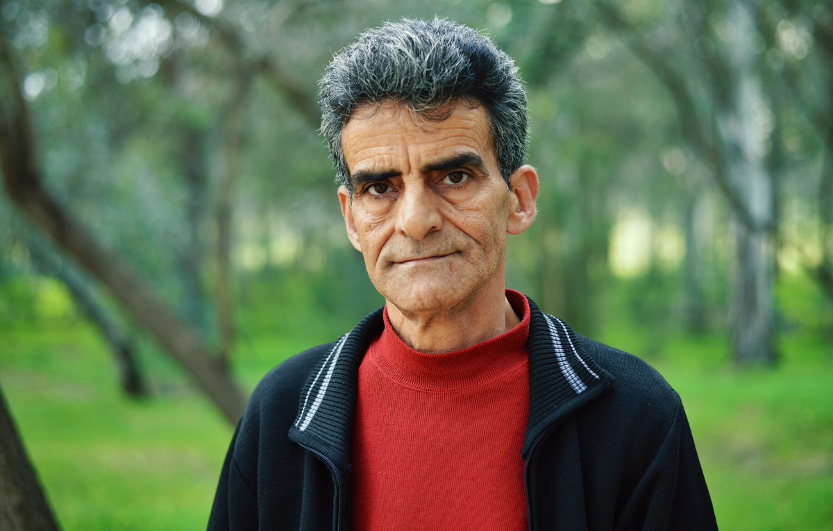snatlenatle's tweet photo. “I follow the refugee crisis in the media and I know that many places don’t want to receive refugees. But refugees can make a difference, if they have the chance.”

Read about Mahmood’s story here https://t.co/dmtLOiSwxR

#refugees #integration #humanstories #cyprus #portraits https://t.co/iKj0rG6iBG