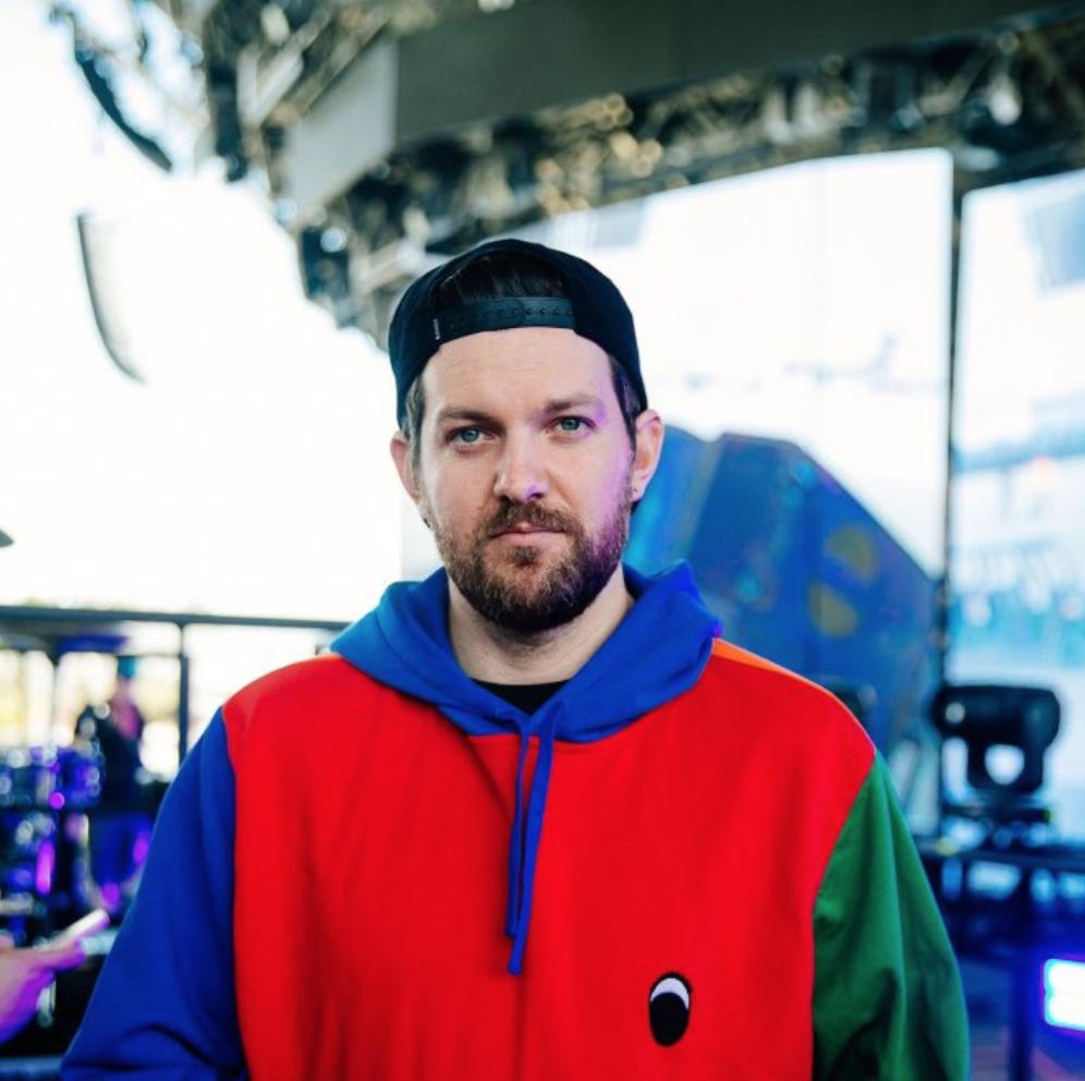 _NickMartinez's tweet photo. @DillonFrancis as Birds. A Thread: https://t.co/j2I6aRFCit