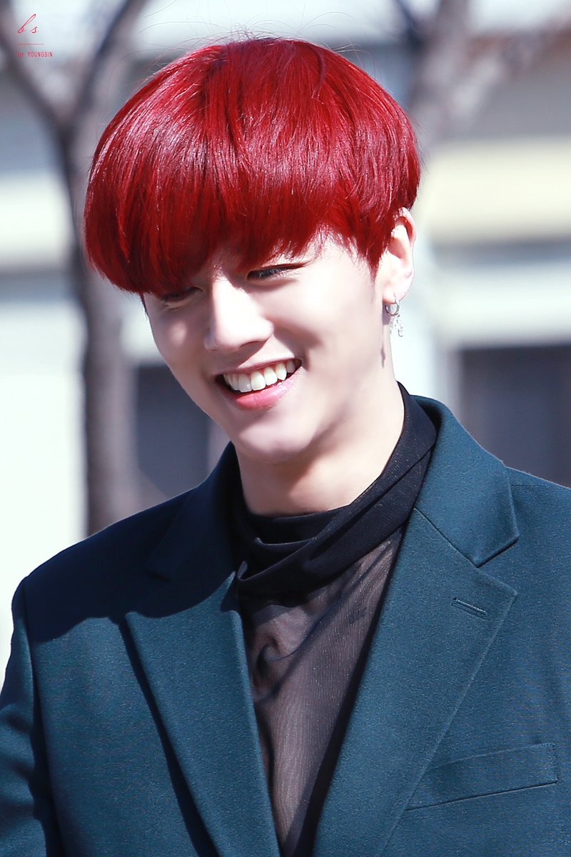kimcherryhoe's tweet photo. 5. Narcissus
Our lovely cherry 💕with red hair he's fine but I still prefer him with dark hair https://t.co/6QNVJ5beon