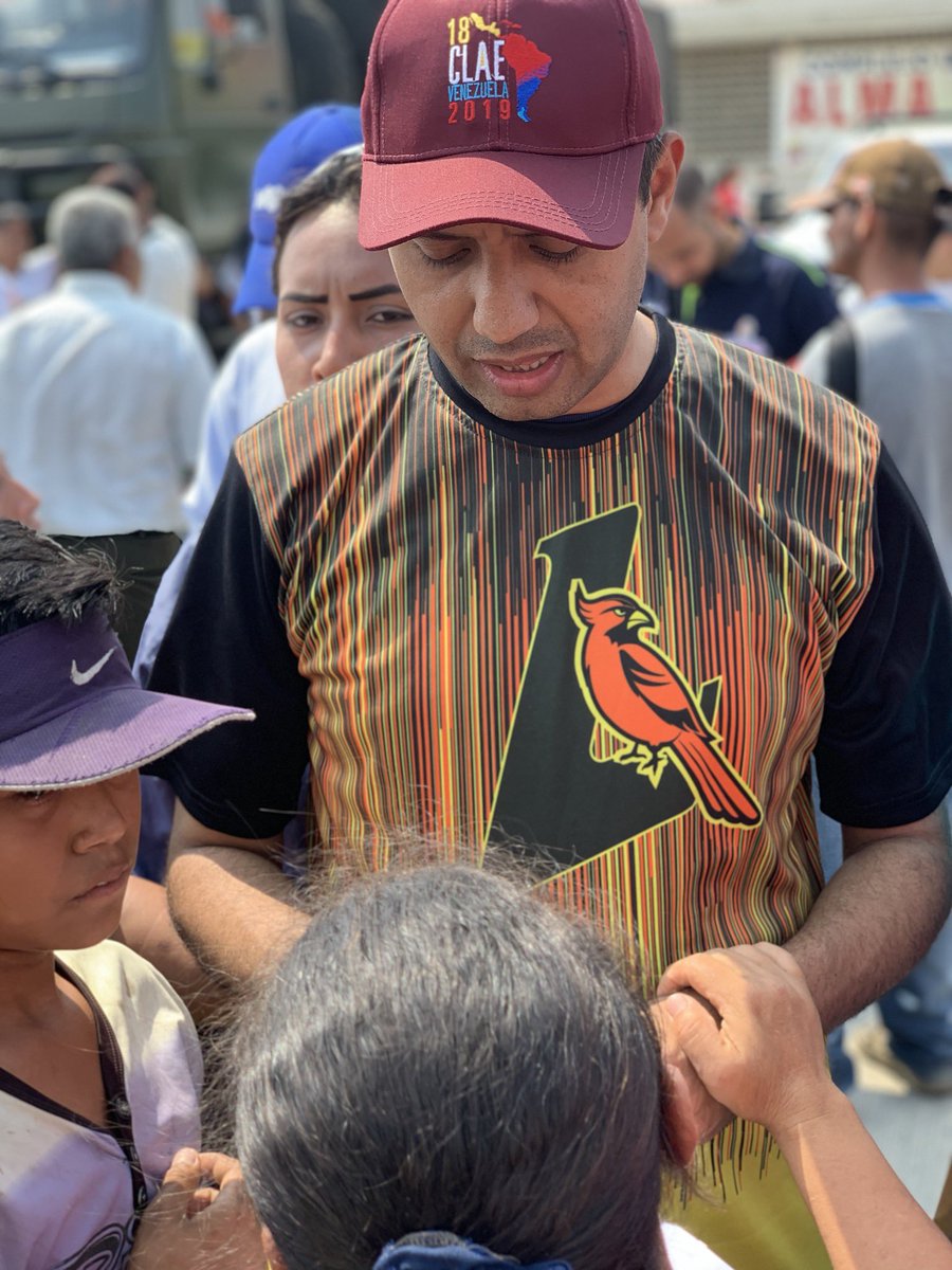 LuisJonasReyes's tweet photo. Estuvimos compartiendo y escuchando a nuestro pueblo. Tenemos un inmenso compromiso con los Iribarrenses y vamos a cumplir con las expectativas que tiene el colectivo. Lo ratificó #JuntosEsPosible https://t.co/sSgv8WFI3c
