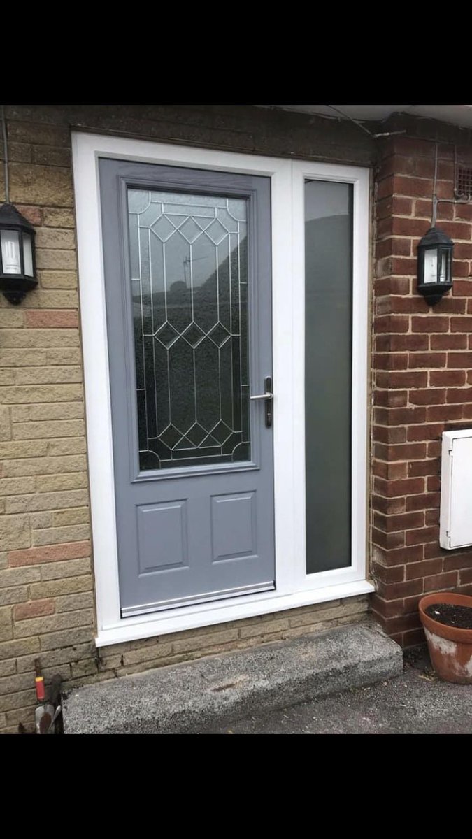 rt_windows's tweet photo. Couple of doors we have fitted over the last few weeks.
#compositedoors #composite #newdoor #moondust #decor #homeimprovement #frontdoor #Yorkshireis #yorkshire #leeds #rtwindows https://t.co/0Dc2ondjJz