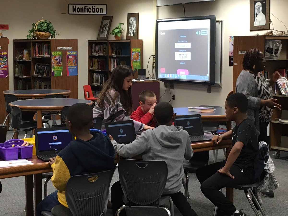 Joyduncan17's tweet image. @MarqquitaC Ss having a blast learning #referencesources &amp;amp; playing @quizizz @CCWellsElem @EdTechCCPS #oneCCPS