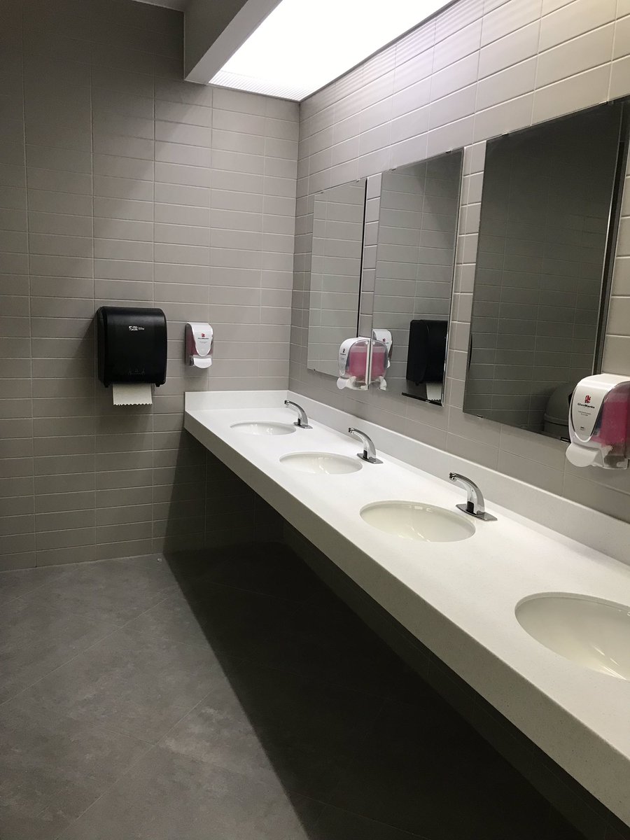 BPL_inthecity's tweet photo. Bathrooms aren’t normally something we’d share photos of, but we are so excited about how the remodel turned out!! So fresh and so clean 🧼 Both bathrooms are open; they are now secured and may be unlocked by a security guard or staff member. Learn more: https://t.co/RWetUoZGMi https://t.co/mHnDfy3oV5