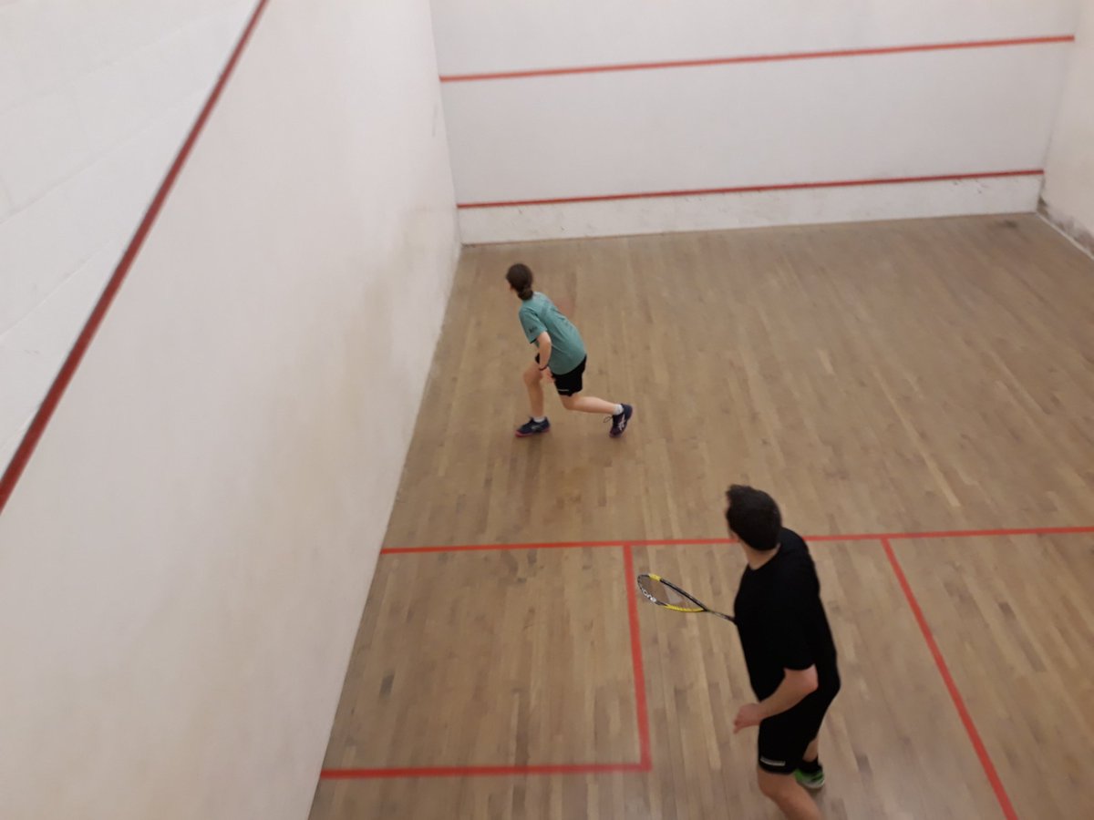 RachelJ62246326's tweet photo. Training in Tregaron. No glitz. No glamour. Working the alley. @UnsquashableUK @sqwales @caron https://t.co/sJjEuMeAhQ