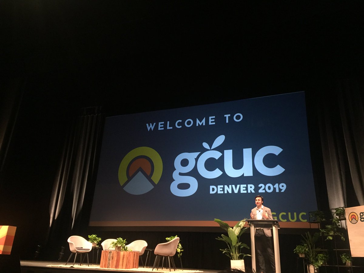 StorytellerMads's tweet photo. Ahhhh, it's good to be back in the world of #coworking. Great day, even greater people. Not only that, but watching @tonybgoode do his thang, and all feels right in the world. #GCUCUSA https://t.co/WPzgPdZlXS