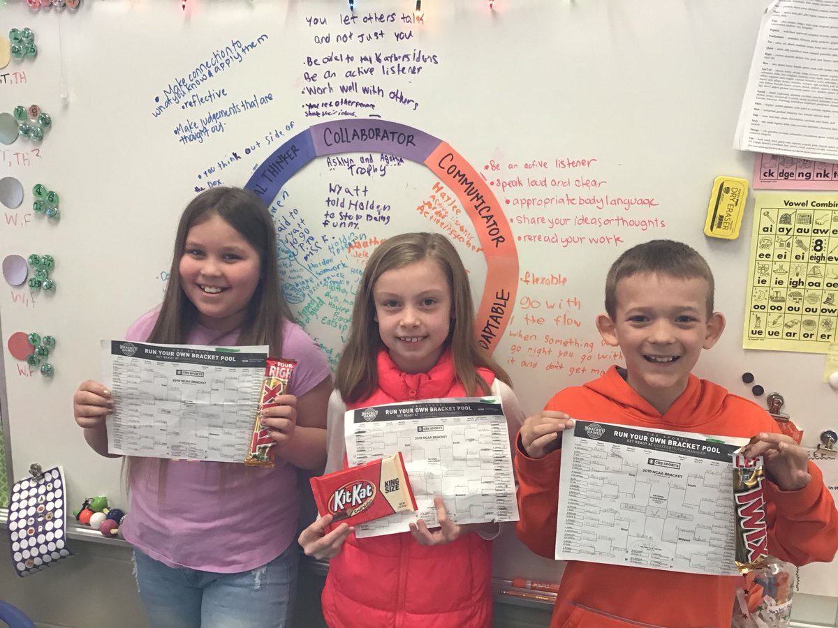 ambekali4's tweet photo. #marchmadness winners! They picked Virginia to win it all. #KitKat #lefttwix #righttwix #kingsizeme https://t.co/TSBKh68nJC
