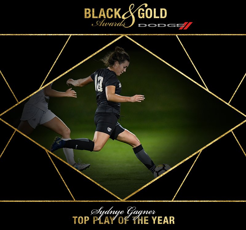 GoldenGrizzlies's tweet photo. That play tho👌

🐻Game winning goal in the 78th minute against NKU 
🐻Guided Oakland to Horizon League Semifinals

#WEARtheBEAR #BGAs #OaklandWSOC https://t.co/xGGP5fqNWN