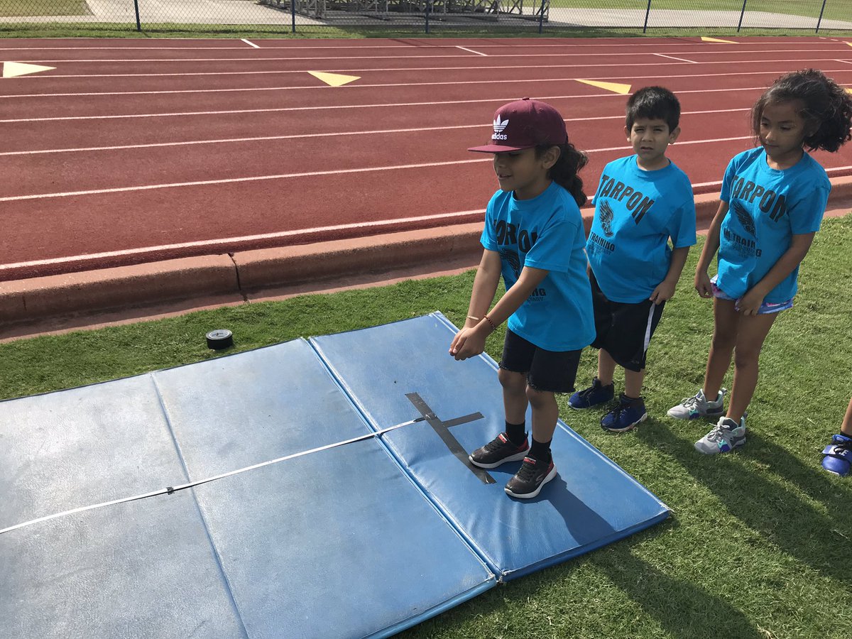 acarrilloderry's tweet photo. Standing Broad Jump@derrycares https://t.co/5h9S6sS3UZ