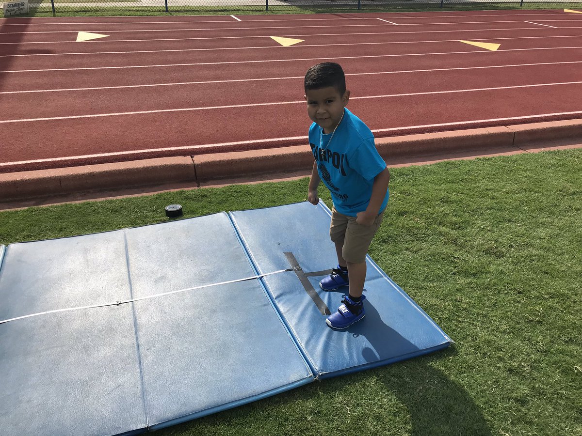 acarrilloderry's tweet photo. Standing Broad Jump@derrycares https://t.co/5h9S6sS3UZ