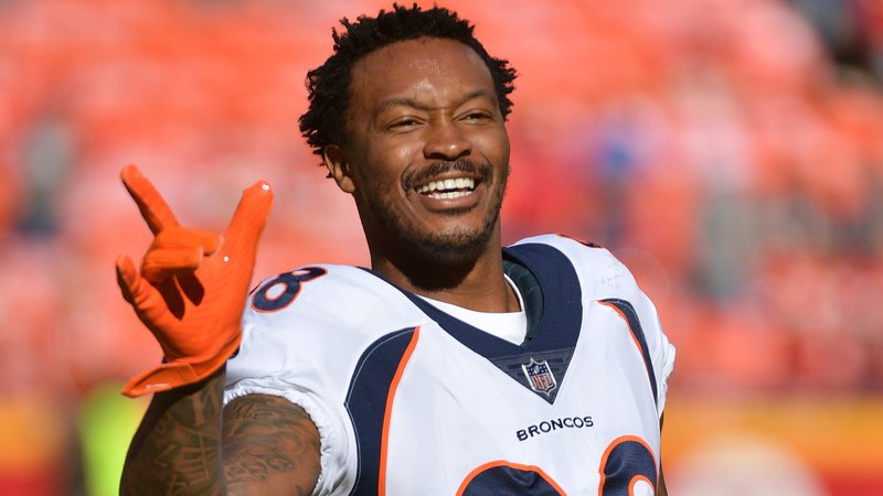 NESN's tweet photo. The Patriots made a potentially significant addition to their receiving corps today, signing former Broncos star Demaryius Thomas. https://t.co/szmK3YaVgG https://t.co/a16YLxzOWl