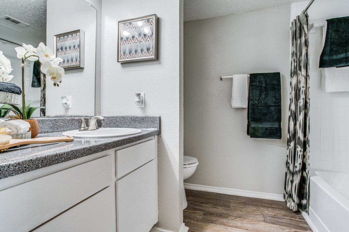 Exchange7272's tweet photo. Check out our apartments! https://t.co/2Hm6hhxQAa