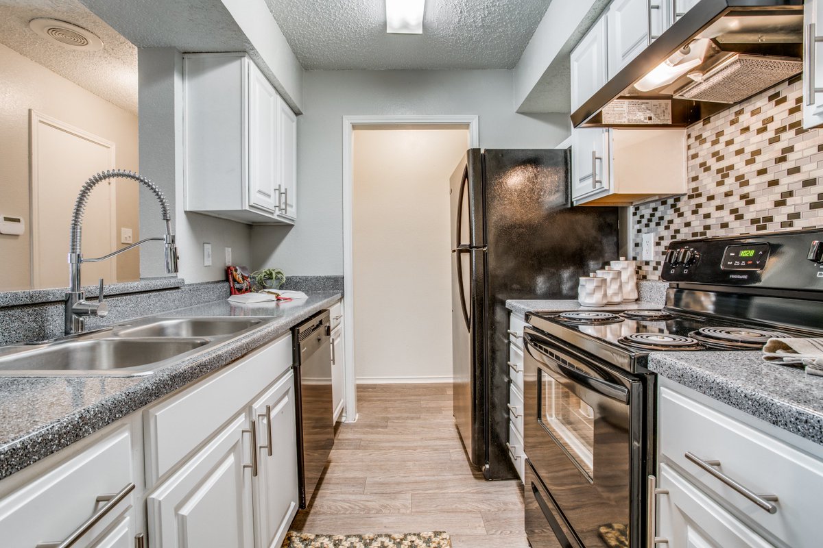 Exchange7272's tweet photo. Check out our apartments! https://t.co/2Hm6hhxQAa