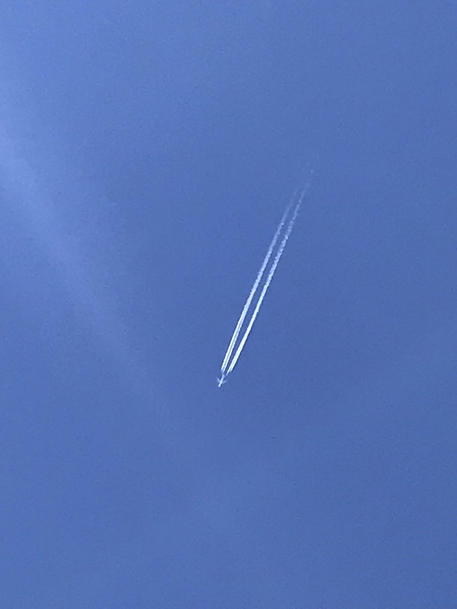 J5bhm's tweet image. #ClimateEngineering #weathermanipulation #artificialclouds