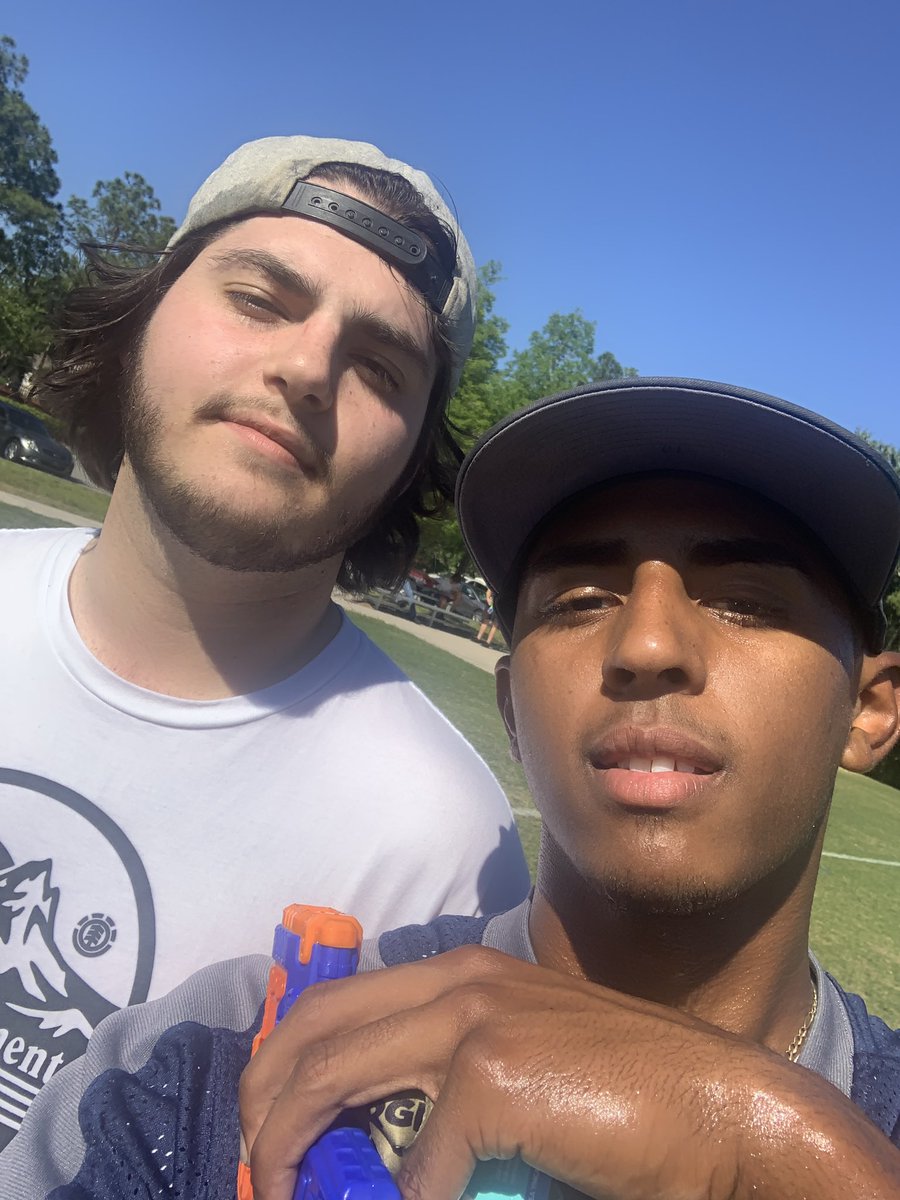 squirt_6's tweet photo. Pre game kills from Andrew on Jack,Sager,Analise,and Elliot @Ahswaterwars191 https://t.co/HfVn9eNpWj