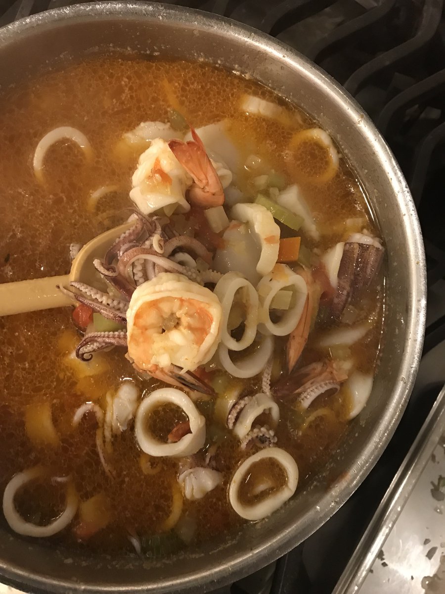 the_feedfeed's tweet image. Our Food Editor, Sara, is officially one month into culinary school @iceculinary. She's on her way to becoming a master in the kitchen!
👉Read what Sara has been up to in her first month of culinary school: ff.recipes/ice-blog-2
#feedfeed #ICEculinary #CulinaryVoice #ad