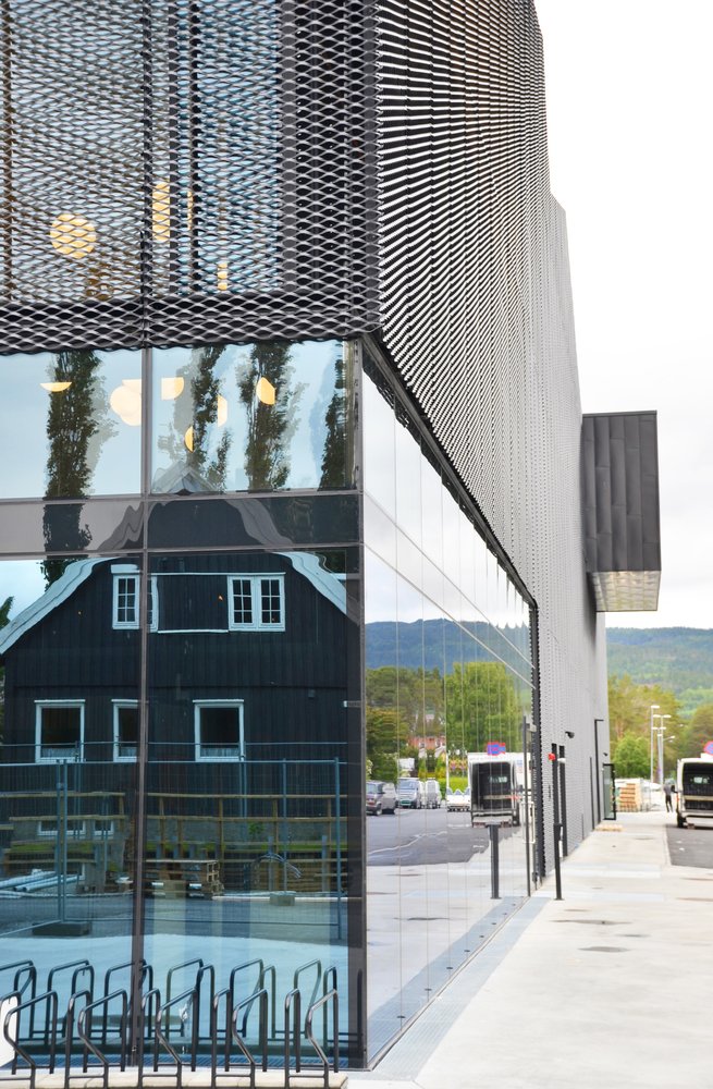 HDLatam's tweet photo. Diseño flexible, absorción acústica, control solar y visibilidad controlada ¿Estas listo para la experiencia #MetalScreen #HunterDouglasArchitectural? https://t.co/Q9WjUc3l0T https://t.co/t4WwhYQM47
