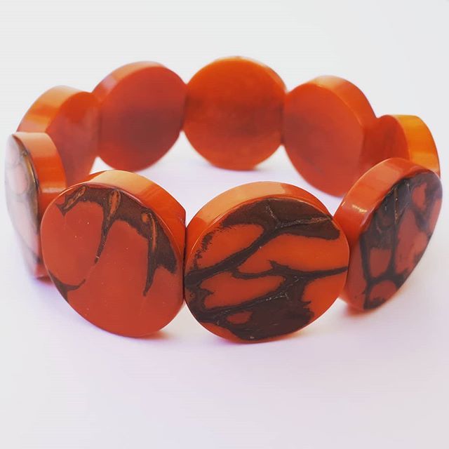 Orange vibes 🥕

#tagua #taguajewelry #handmade #bracelet