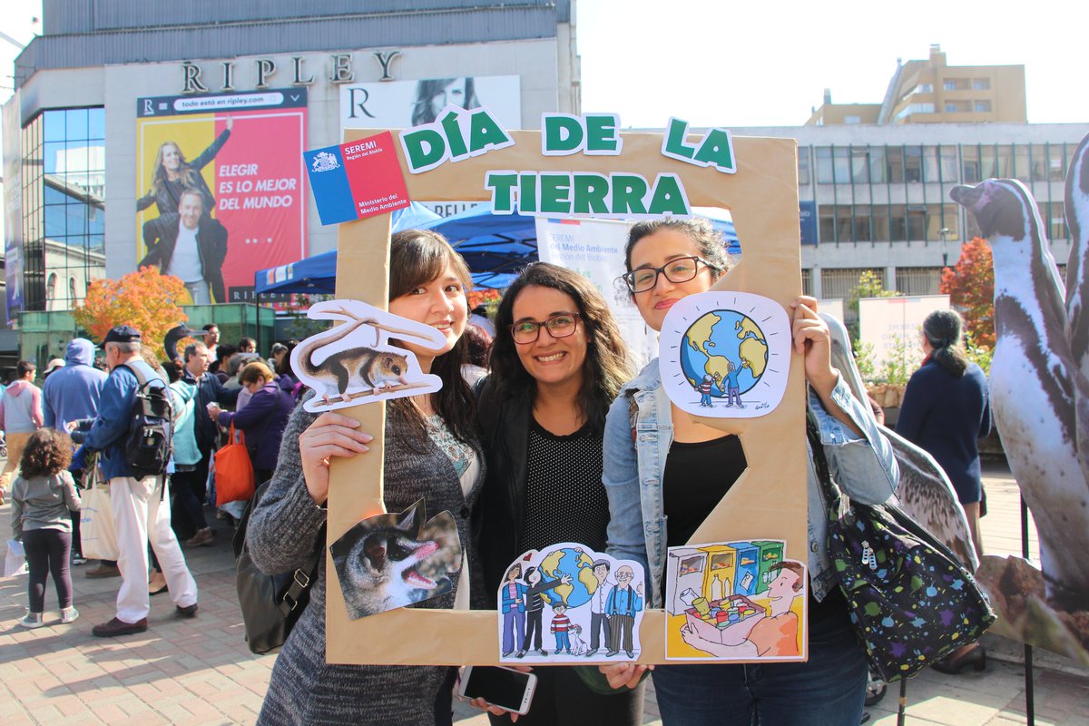 jadenbauer1's tweet photo. Seremi DelannaysMario invita a toda la comunidad del Gran Concepción a participar del #DíaDeLaTierra. Se desarrollará el próximo lunes 22 de abril, desde las 11 horas, en el frontis del Palacio de Tribunales, por calle Barros Arana. ¡Te esperamos! #Chile… https://t.co/oHejVDzpyC