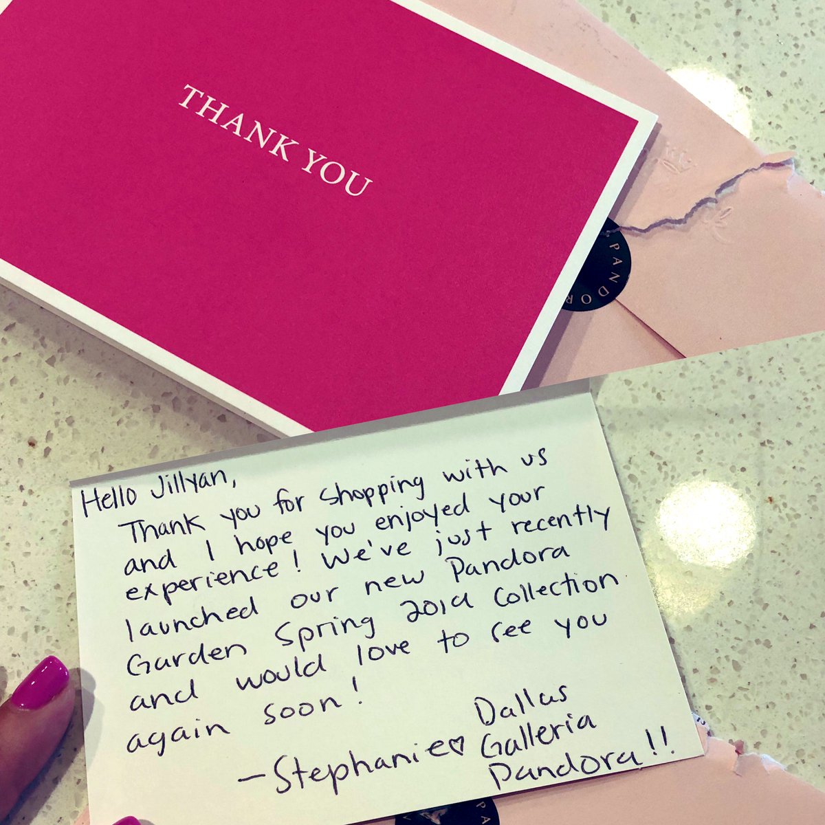 msjillyanb's tweet photo. Thank you Stephanie @GalleriaDallas @PANDORA_NA for your exceptional customer service. It’s the little things that go a long way! 💌 #CustomerExperience #thelittlethings #ilovepandora https://t.co/g33ySoq5wu