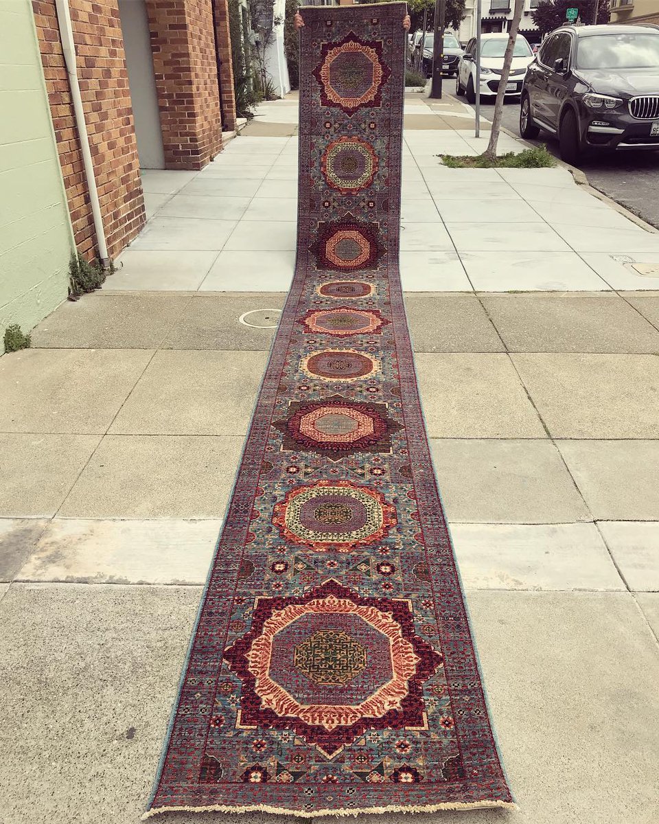 NomadRugs's tweet photo. #nomadrugs #noevalley #sanfrancisco #california #handknottedrugs #naturaldye #handspunwool #kilim @ Noe Valley, San Francisco https://t.co/MPfS6jyd29