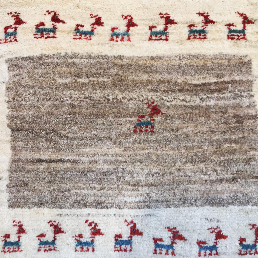 NomadRugs's tweet photo. Cute little Gabbeh
#nomadrugs #noevalley #sanfrancisco #california #handknottedrugs #naturaldye #handspunwool #kilim #gabbeh @ Nomad Rugs https://t.co/sQEOv7zIYz