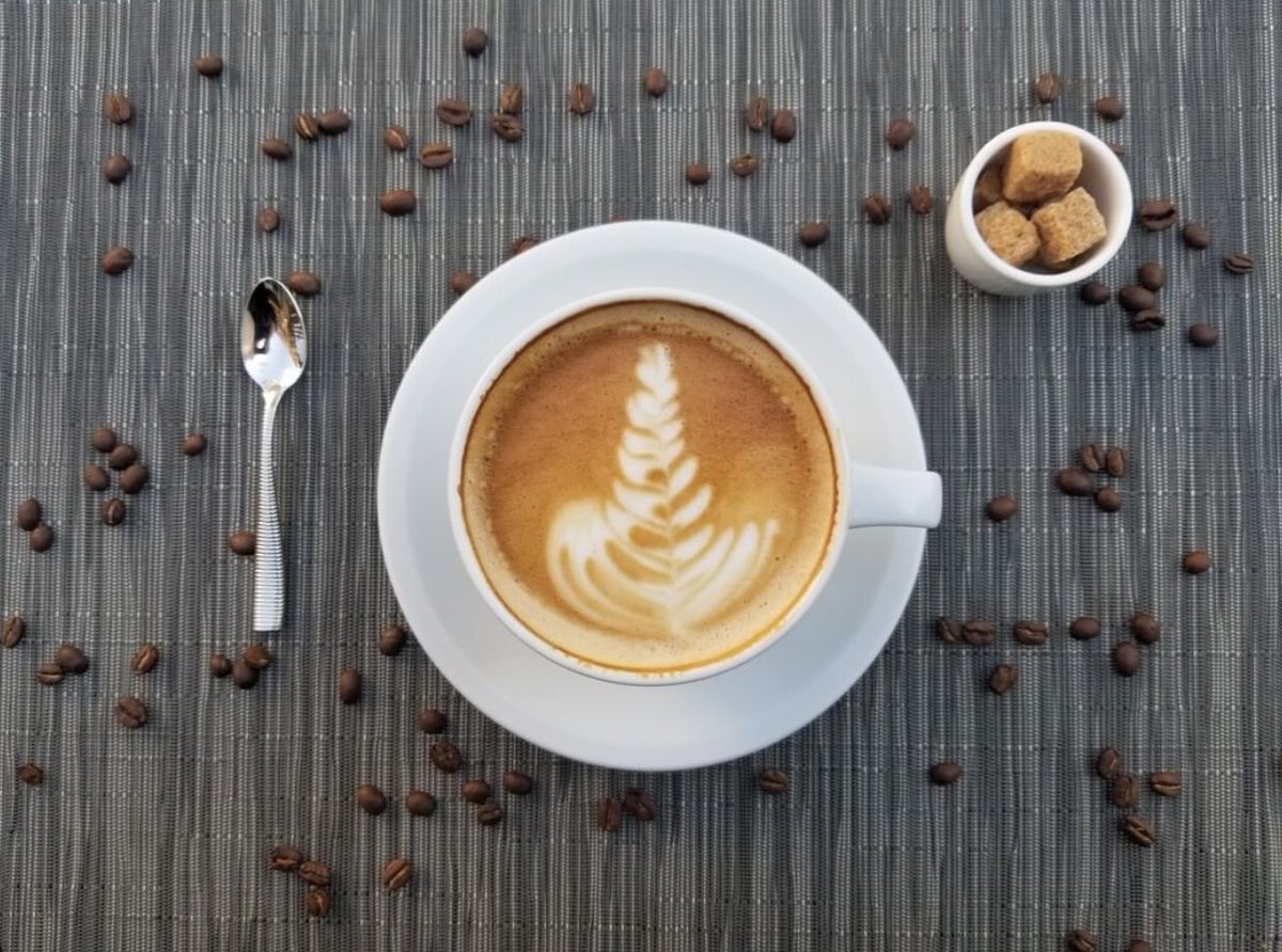 AlexandersCuper's tweet image. ☕️ Coffee! The best way to get past that mid-day slump and recharge!
#alexanderssteakhouse #cupertino #bayareaeats #bayareafoodie #steak  #foodandwine #finedining