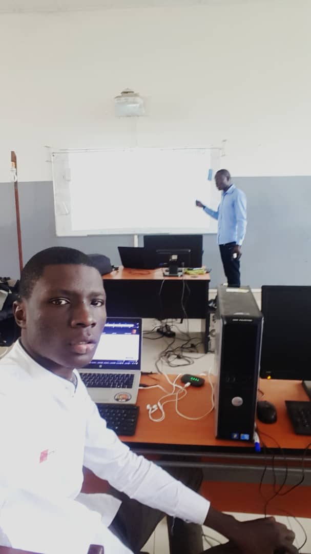 S1Paull's tweet photo. Microsoft students partners @MSPCentrafrica #TECHTALK @windowsserver #2012R2 #LABS
Stay connected for Next #Meetup https://t.co/wgvoj3p63a
