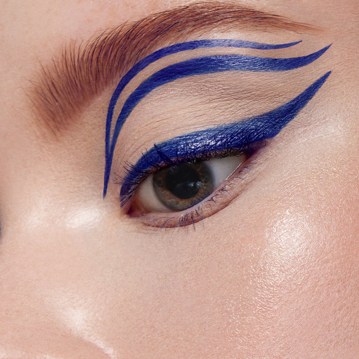belinda_loeppky's tweet photo. 📸 Sasha Zar, Makeup by me 💁‍♀️ using the @ABHcosmetics @norvina1 Lip Palette for Liner, Dip Brow and Clear Brow Gel for brows and #ABHxAmrezy Highlighter 🌊
#Norvina #AnastasiaBeverlyHills #Lineronpoint https://t.co/EIUGIrcf5U