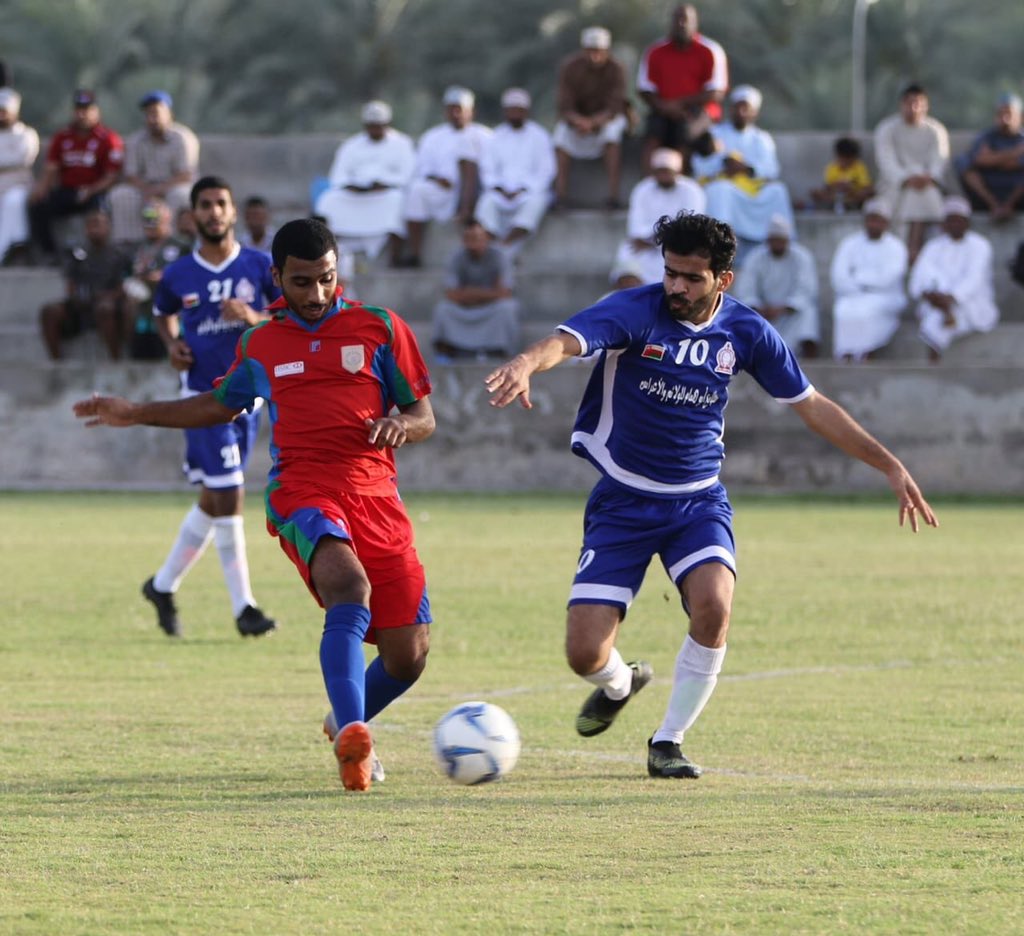 Al_Dufatain's tweet photo. لقطات من مباريات فريق الصفتين في بطولة دوري نادي الرستاق لفرق النخبه لعام ٢٠١٩م https://t.co/G0ttxI8Urv