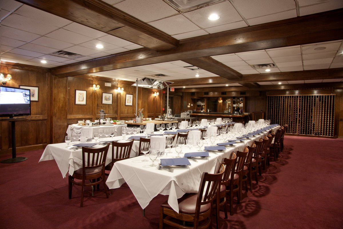 Did you miss out on our Baton Rouge location's April Seafood Cooking Class? Reserve your spot at our Farm to Table-themed class in July by giving us a call at (225) 753-3458 today! Your chance to sit back, relax and learn culinary secrets from the pros at Ruffino's is calling!