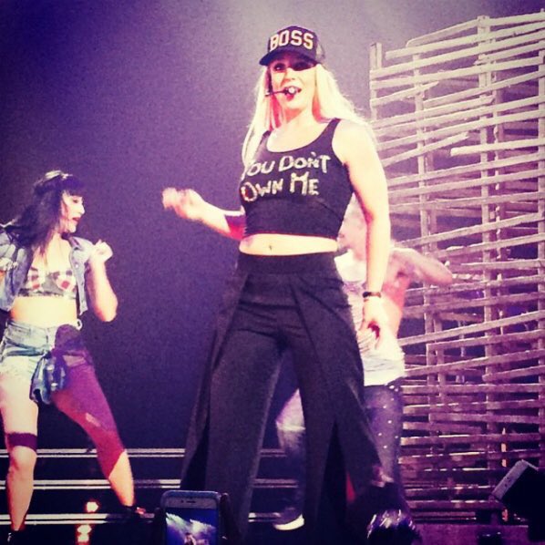 BrltneySWorid's tweet photo. YOU DON’T OWN ME #FreeBritney https://t.co/jIAZ7eAuZx