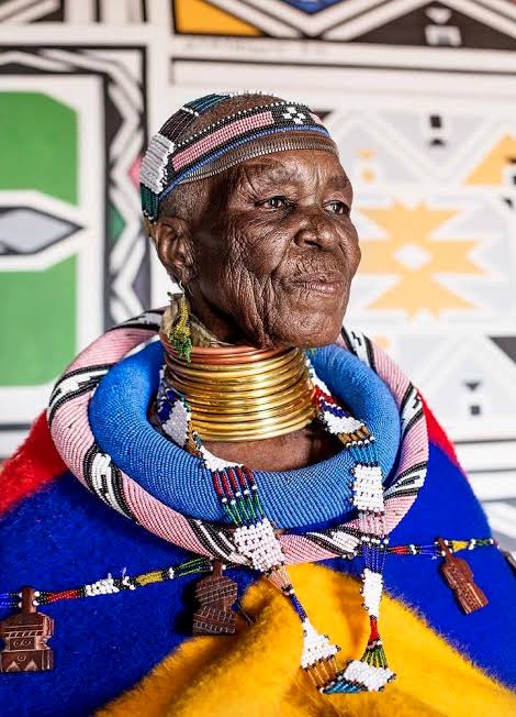 SlingShotLion's tweet photo. 'ESTER MAHLANGU SQUARE' sounds so much better. 👌 https://t.co/3PNFk0BApW